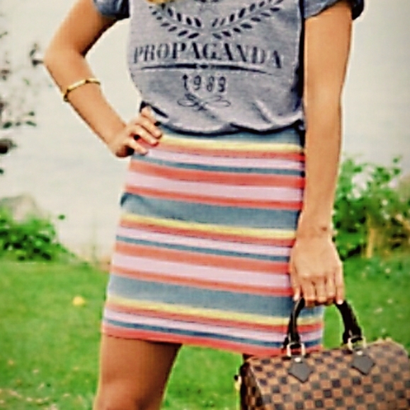 🗺️ J. Crew Lined Metallic Multi-Striped Mini Skirt Size 0 or XS Casual Clubbing - Picture 3 of 13